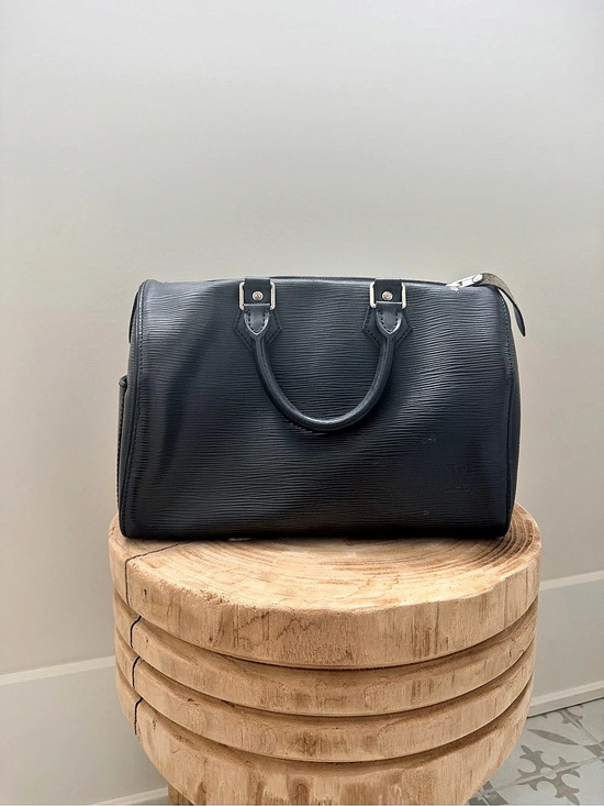 Louis Vuitton Handbags - Louis Vuitton Epi Speedy 25 Black Satchel
